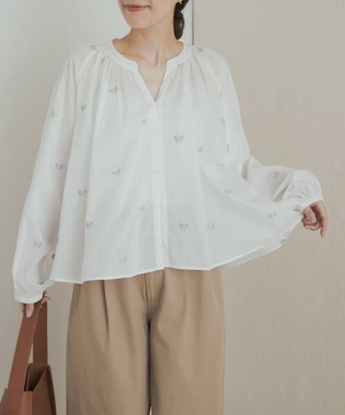 URBAN RESEARCH DOORS / アーバンリサーチ ドアーズ シャツ・ブラウス | リーフモチーフラメ刺繍ブラウス | 詳細4