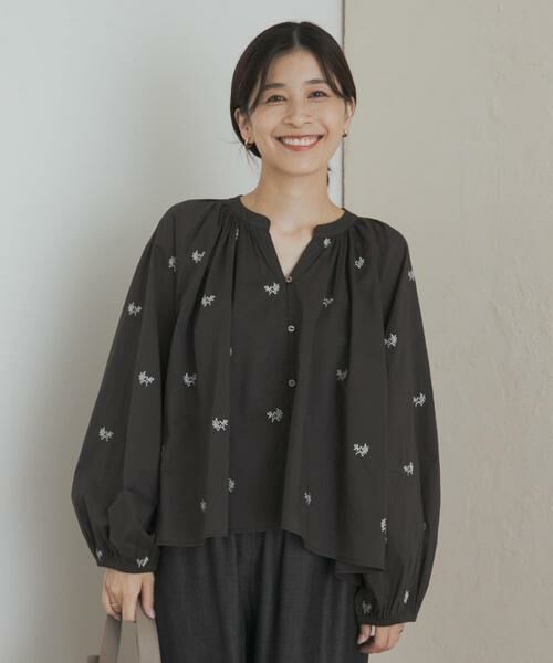 URBAN RESEARCH DOORS / アーバンリサーチ ドアーズ シャツ・ブラウス | リーフモチーフラメ刺繍ブラウス | 詳細11