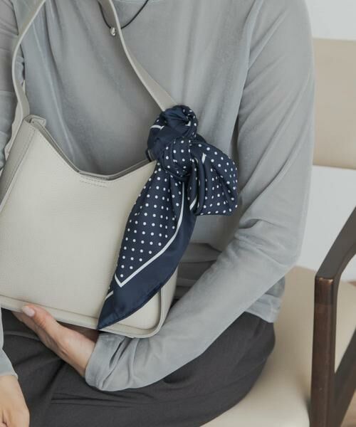 URBAN RESEARCH DOORS/アーバンリサーチ ドアーズ 大判ドットスカーフ ネイビー one URBAN RESEARCH DOORS/アーバンリサーチ ドアーズ 大判ドットスカーフ ネイビー one