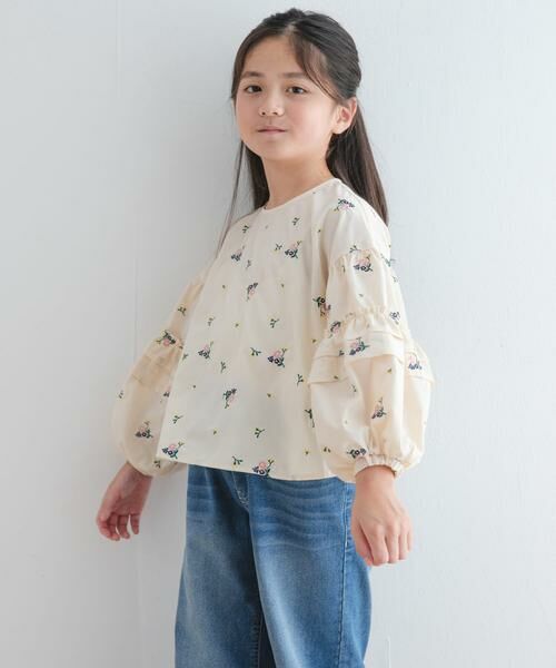 URBAN RESEARCH DOORS/アーバンリサーチ ドアーズ フラワー刺繍袖ボリュームブラウス(KIDS) アイボリー 105 URBAN RESEARCH DOORS/アーバンリサーチ ドアーズ フラワー刺繍袖ボリュームブラウス(KIDS) アイボリー 105