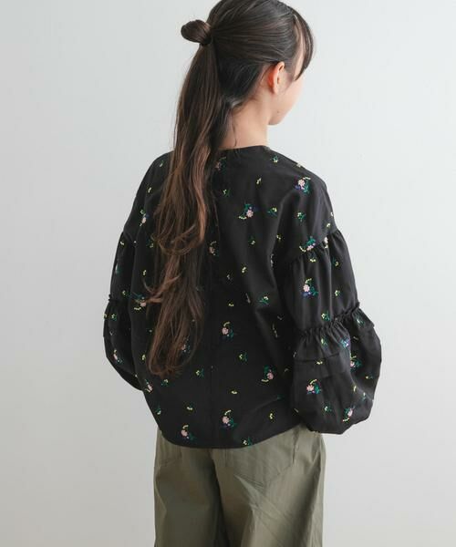 URBAN RESEARCH DOORS / アーバンリサーチ ドアーズ トップス | 『WEB/一部店舗限定』フラワー刺繍袖ボリュームブラウス(KIDS) | 詳細15