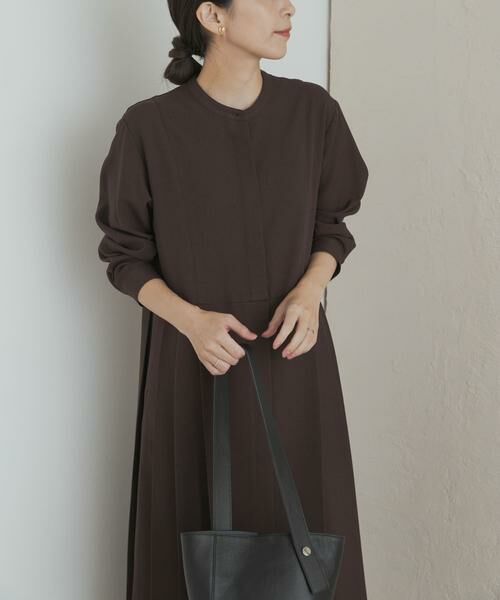 URBAN RESEARCH DOORS / アーバンリサーチ ドアーズ ワンピース | 『一部WEB限定カラー』『UR TECH SMOOTHLUXE』サイドプリーツ切替ワンピース | 詳細15