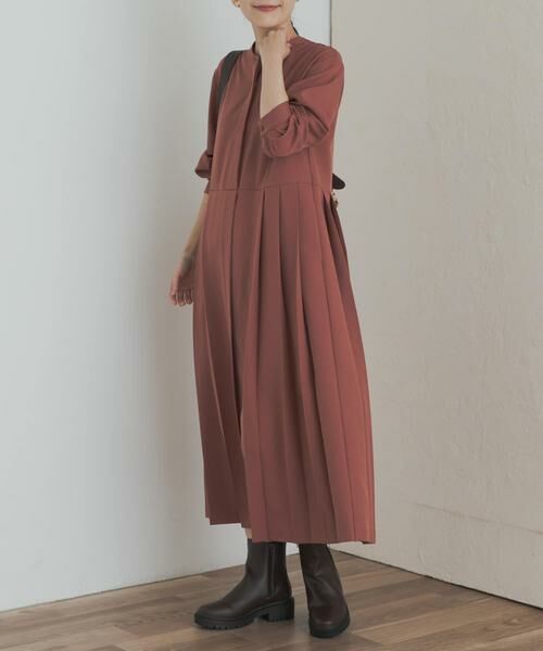 URBAN RESEARCH DOORS / アーバンリサーチ ドアーズ ワンピース | 『一部WEB限定カラー』『UR TECH SMOOTHLUXE』サイドプリーツ切替ワンピース | 詳細25