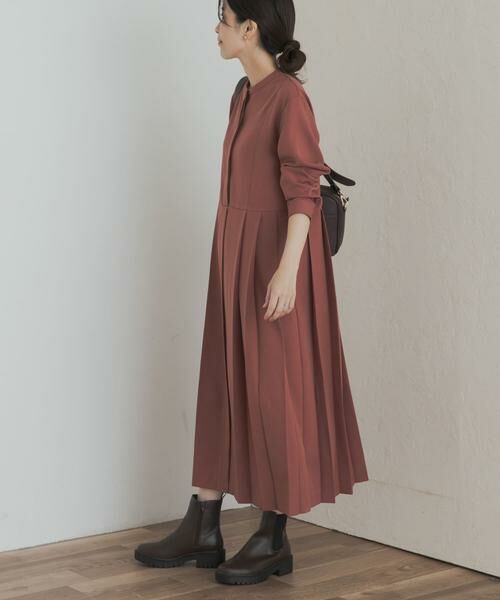 URBAN RESEARCH DOORS/アーバンリサーチ ドアーズ 『一部WEB限定カラー』『UR TECH SMOOTHLUXE』サイドプリーツ切替ワンピース ピンク M