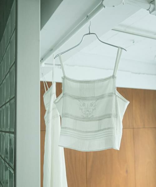 URBAN RESEARCH DOORS / アーバンリサーチ ドアーズ キャミソール・チューブトップ | 『別注』olu’ment×DOORS　コットンモス刺繍キャミソール | 詳細8