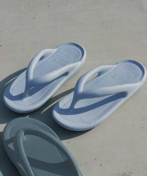 URBAN RESEARCH DOORS/アーバンリサーチ ドアーズ TAW&TOE ZEROVITY Flip Flop OG ライトブルー 24