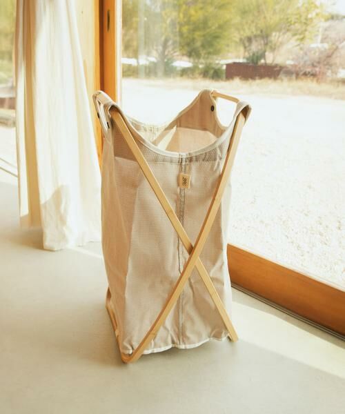 URBAN RESEARCH DOORS/A[oT[` hA[Y wWEBxGudee BUTTERFLY II uEn̑ -