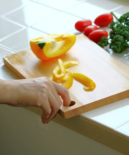 URBAN RESEARCH DOORS / アーバンリサーチ ドアーズ キッチンツール | STYLE JAPAN　四万十ひのき 立つまな板S | 詳細1