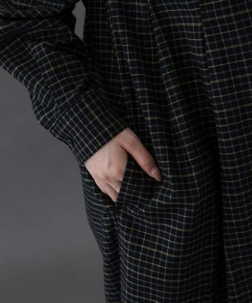 URBAN RESEARCH DOORS / アーバンリサーチ ドアーズ ワンピース | FORK&SPOON　タックデザインワンピース | 詳細7