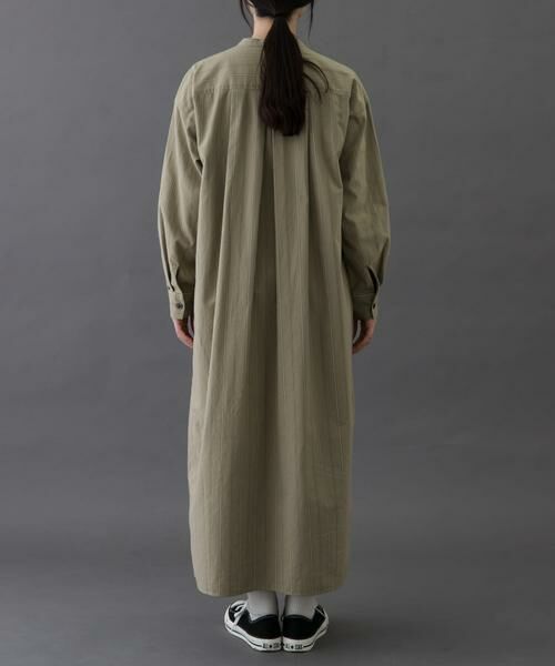 URBAN RESEARCH DOORS / アーバンリサーチ ドアーズ ワンピース | FORK&SPOON　タックデザインワンピース | 詳細23