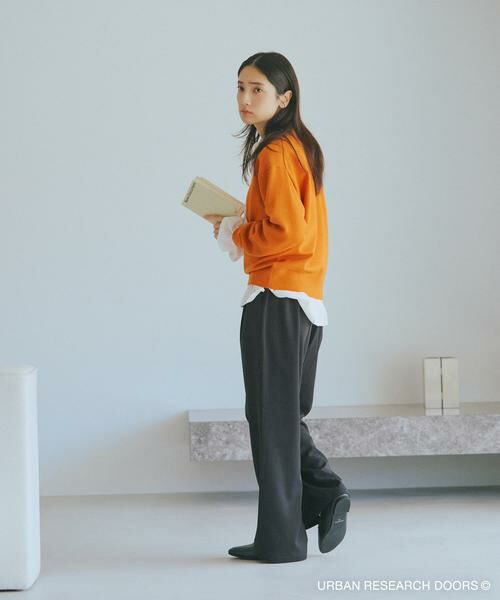 URBAN RESEARCH DOORS / アーバンリサーチ ドアーズ その他パンツ | 『仁村紗和さん着用』『UR TECH』完声フロントタックイージーパンツ(チャコールグレー)