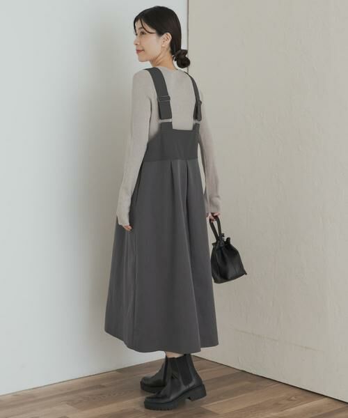 URBAN RESEARCH DOORS / アーバンリサーチ ドアーズ ワンピース | 深Uネック切替ジャンパースカート | 詳細10