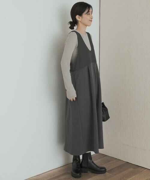URBAN RESEARCH DOORS / アーバンリサーチ ドアーズ ワンピース | 深Uネック切替ジャンパースカート | 詳細13