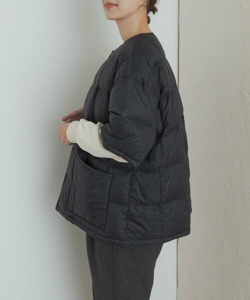 URBAN RESEARCH DOORS / アーバンリサーチ ドアーズ ダウンジャケット・ベスト | 『別注』TAION×DOORS　ショートスリーブAラインライトダウン | 詳細4