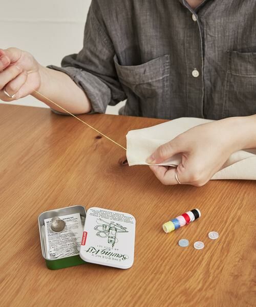 URBAN RESEARCH DOORS / アーバンリサーチ ドアーズ その他雑貨 | 『WEB限定』KIKKERLAND　EMERGENCY SEWING KIT | 詳細1