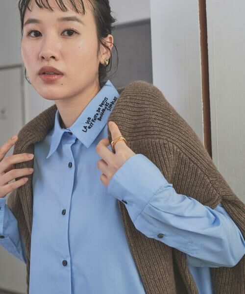 URBAN RESEARCH DOORS / アーバンリサーチ ドアーズ シャツ・ブラウス | 衿ロゴ刺繍カラーシャツ | 詳細5