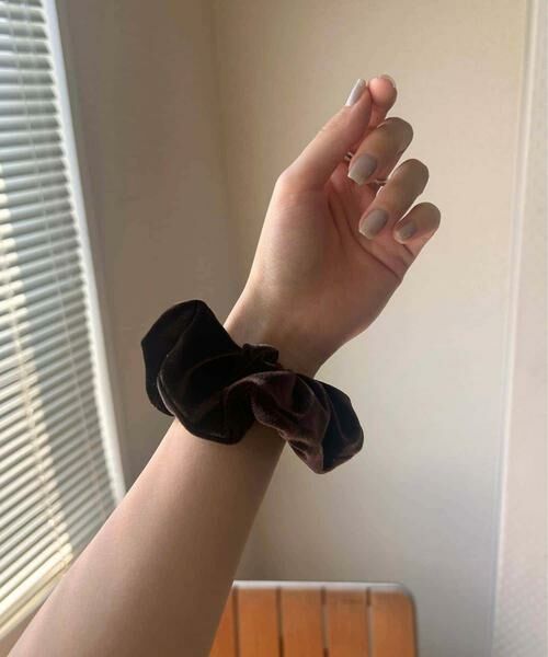 URBAN RESEARCH DOORS / アーバンリサーチ ドアーズ ヘアゴム・シュシュ | ベロアリボンシュシュ | 詳細1