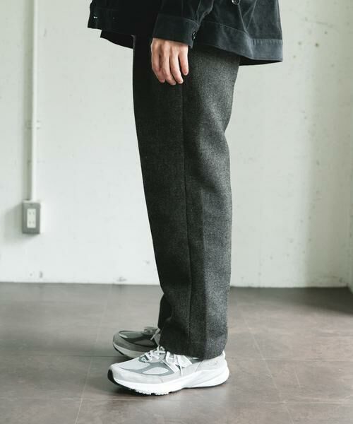 URBAN RESEARCH DOORS / アーバンリサーチ ドアーズ その他パンツ | 『UR TECH』完声/暖 2タックワイドパンツ | 詳細28