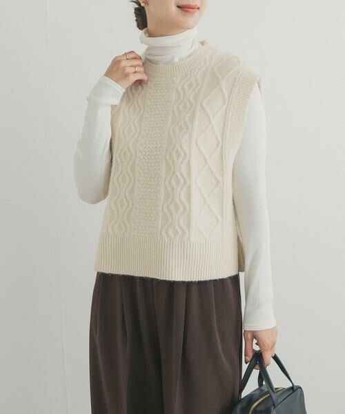 URBAN RESEARCH DOORS / アーバンリサーチ ドアーズ ベスト | ケーブル柄ニットベスト | 詳細1