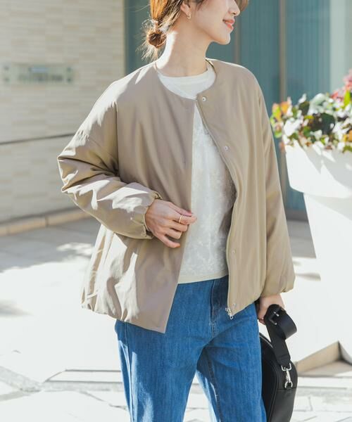 URBAN RESEARCH DOORS / アーバンリサーチ ドアーズ その他アウター | 撥水中綿ノーカラーコート（ベージュ）