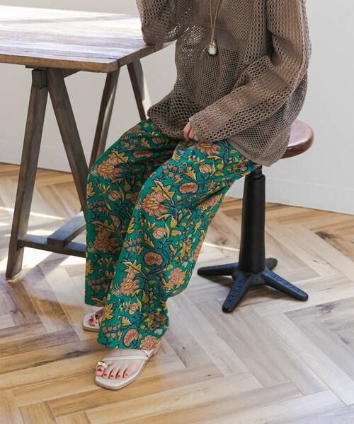 URBAN RESEARCH DOORS / アーバンリサーチ ドアーズ その他パンツ | アソートプリントイージーパンツ（グリーン）