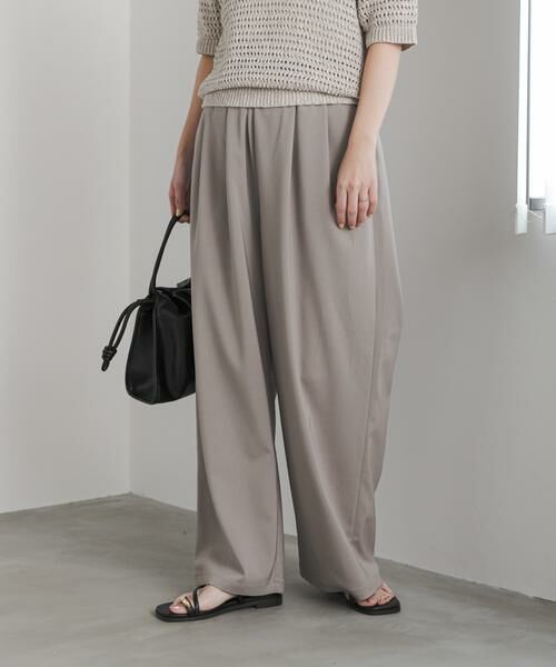 URBAN RESEARCH DOORS / アーバンリサーチ ドアーズ その他パンツ | 『UR TECH』完声/涼ギャザーワイドパンツ(ベージュ)