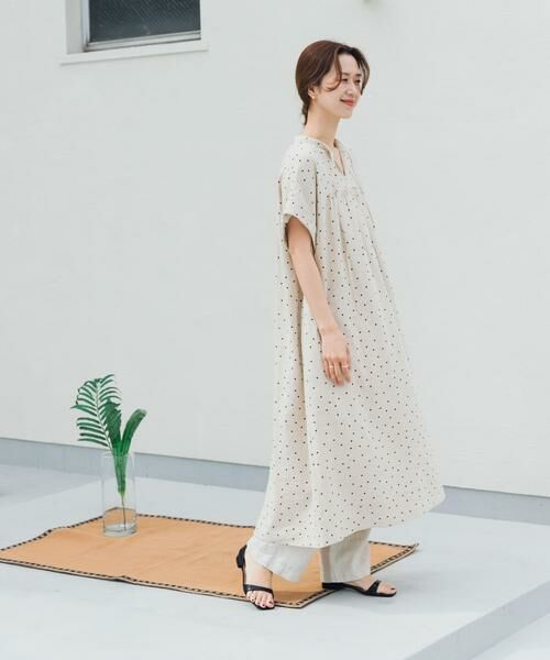 URBAN RESEARCH DOORS / アーバンリサーチ ドアーズ ワンピース | リネンリヨセルドットワンピース | 詳細15