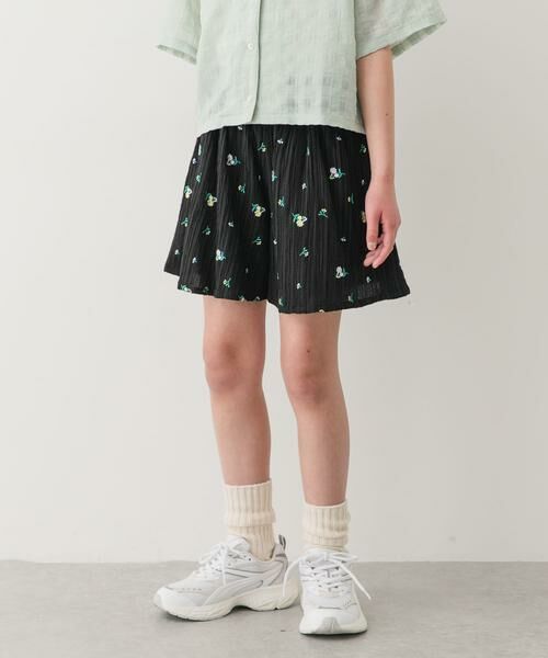 URBAN RESEARCH DOORS / アーバンリサーチ ドアーズ パンツ | 『150サイズあり』フラワー刺繍ショートパンツ(KIDS)（ブラック）