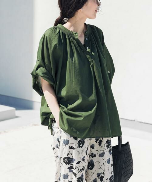 URBAN RESEARCH DOORS / アーバンリサーチ ドアーズ シャツ・ブラウス | コットンボイルロールアップスリーブブラウス（グリーン）