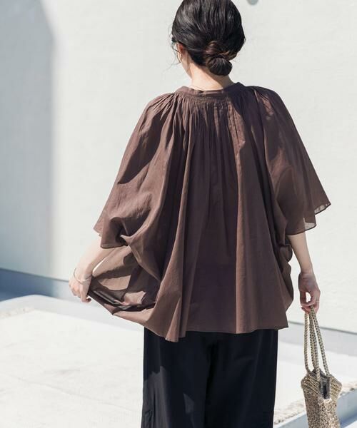 URBAN RESEARCH DOORS / アーバンリサーチ ドアーズ シャツ・ブラウス | コットンボイルロールアップスリーブブラウス（ブラウン）