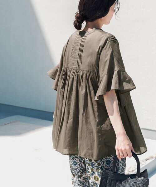 URBAN RESEARCH DOORS / アーバンリサーチ ドアーズ シャツ・ブラウス | 『WEB/一部店舗限定カラー』コットンボイルピンタックフレアスリーブブラウス | 詳細4