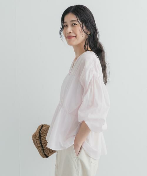URBAN RESEARCH DOORS / アーバンリサーチ ドアーズ シャツ・ブラウス | 『UR TECH』コットンギャザーVネックブラウス | 詳細21