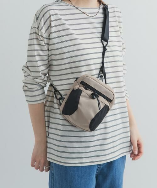 URBAN RESEARCH DOORS / アーバンリサーチ ドアーズ ショルダーバッグ | コンパクトマルチポケットショルダーバッグ（ベージュ）