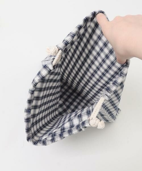 URBAN RESEARCH DOORS / アーバンリサーチ ドアーズ ポーチ | CINQ　ネイビーチェック 巾着L | 詳細4