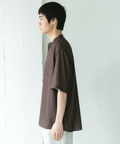 URBAN RESEARCH DOORS / アーバンリサーチ ドアーズ シャツ・ブラウス | バンドカラーショートスリーブ 総柄シャツ | 詳細7