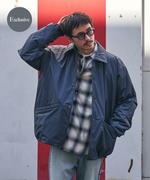 URBAN RESEARCH DOORS / アーバンリサーチ ドアーズ ダウンジャケット・ベスト | 『別注』NANGA×DOORS　COACH DOWN JACKET（チャコールグレー）