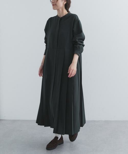 URBAN RESEARCH DOORS / アーバンリサーチ ドアーズ ワンピース | 『UR TECH』サイドプリーツ切替ワンピース（グリーン）