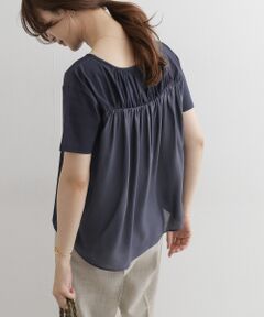 バックシャーリングプルオーバー