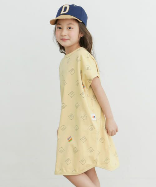 ＊＊URBAN RESEARCH DOORS / アーバンリサーチ ドアーズ ワンピース | 【別注】mammoth×DOORS　総柄ワンピース(KIDS)（イエロー）