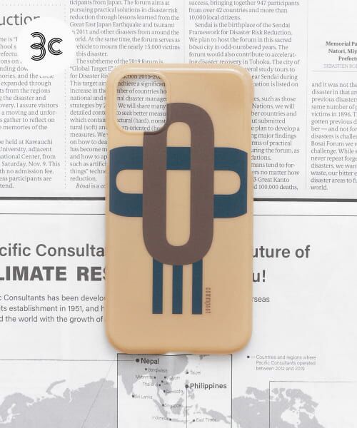 ＊＊URBAN RESEARCH DOORS / アーバンリサーチ ドアーズ その他雑貨 | commpost　iPhoneXI CASE moji（Beige）