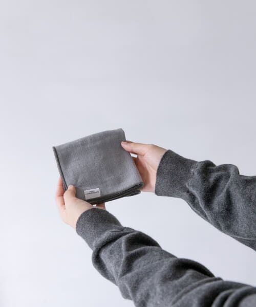 ＊＊URBAN RESEARCH DOORS / アーバンリサーチ ドアーズ タオル | LIVING PRODUCTS　ガーゼハンカチ（グレー）