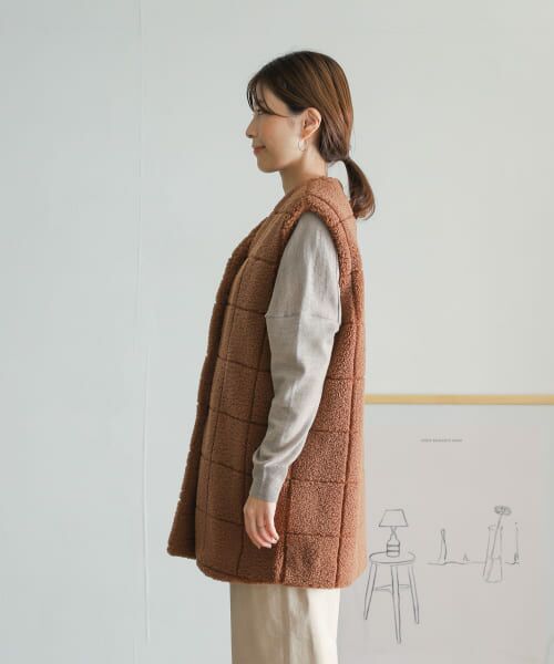 URBAN RESEARCH新品タグ付ステッチレスダウンベスト URBAN RESEARCH（アーバンリサーチ）の「ステッチレスダウン