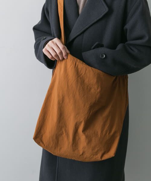 ＊＊URBAN RESEARCH DOORS / アーバンリサーチ ドアーズ ショルダーバッグ | 『WEB限定カラー』ナイロンマーケットショルダー（Terracota）