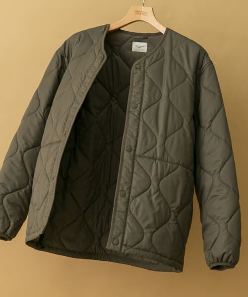 ＊＊URBAN RESEARCH DOORS / アーバンリサーチ ドアーズ ダウンジャケット・ベスト | 『UR TECH』中綿キルティングジャケット（OLIVE）