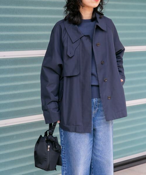 アーバンリサーチ　ショート丈 Aラインフードコート チャコール URBAN RESEARCH ショート丈Aラインフードコート チャコール