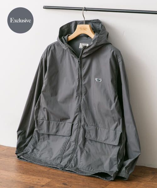 ＊＊URBAN RESEARCH DOORS / アーバンリサーチ ドアーズ その他アウター | 『別注』PENNEYS×DOORS　THE FOX カラージップパーカー（CHARCOAL）