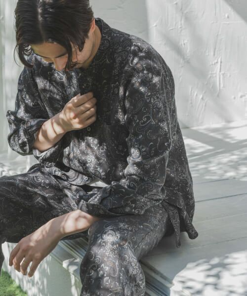 ＊＊URBAN RESEARCH DOORS / アーバンリサーチ ドアーズ シャツ・ブラウス | シルケットリネン バンドカラーロングスリーブシャツ（PAISLEY）