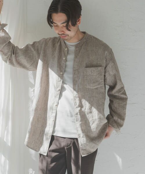 ＊＊URBAN RESEARCH DOORS / アーバンリサーチ ドアーズ シャツ・ブラウス | シルケットリネン バンドカラーロングスリーブシャツ（BROWN ST）