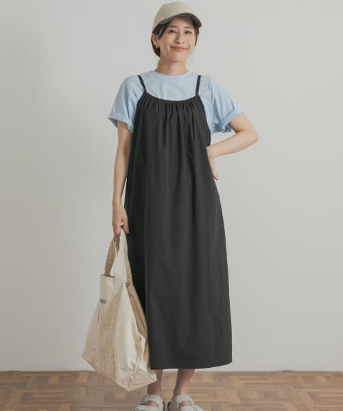 ＊＊URBAN RESEARCH DOORS / アーバンリサーチ ドアーズ ワンピース | 『UR TECH POLIsh POLI』撥水ギャザーキャミワンピース（BLACK）