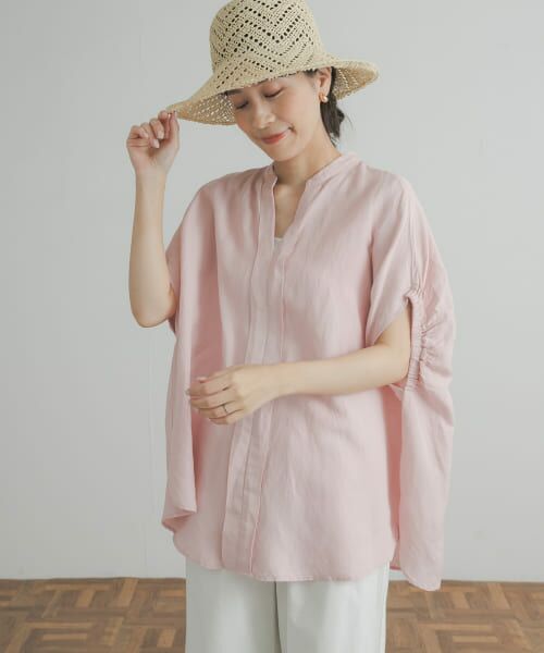 【23区】LIBECO ネックギャザースキッパーシャツ バルーンスリーブ 46 23区】LIBECO ネックギャザースキッパーシャツ バルーンスリーブ